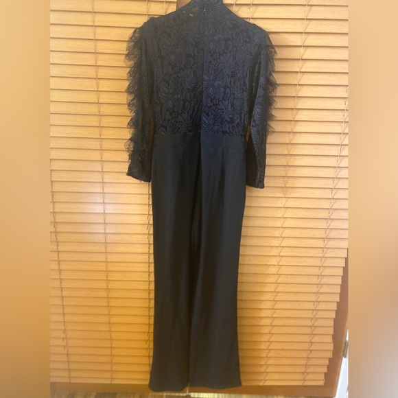 Elegant Black Jumpsuit - Picture 4 of 8